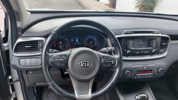 Kia Sorento EX 2.4 AUT 2017 - Imagen 11