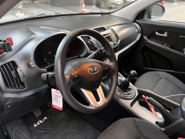 Kia Sportage LX 2.0 2014 - Imagen 17