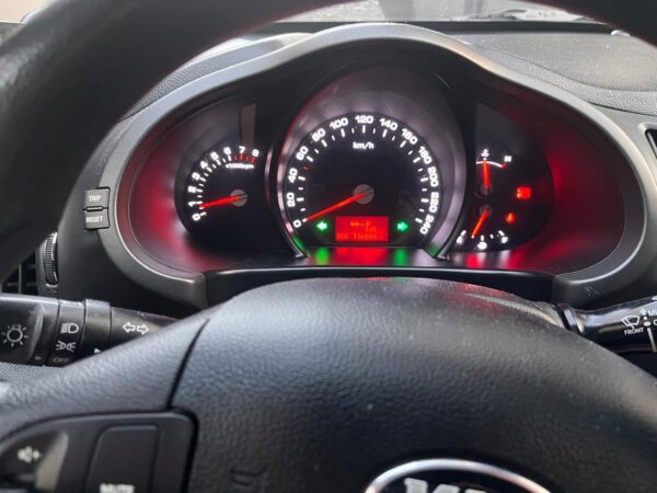 Kia Sportage LX 2.0 2014 - Imagen 8