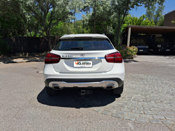 MERCEDES BENZ  GLA 200 HB 1.6 2020 - Imagen 16