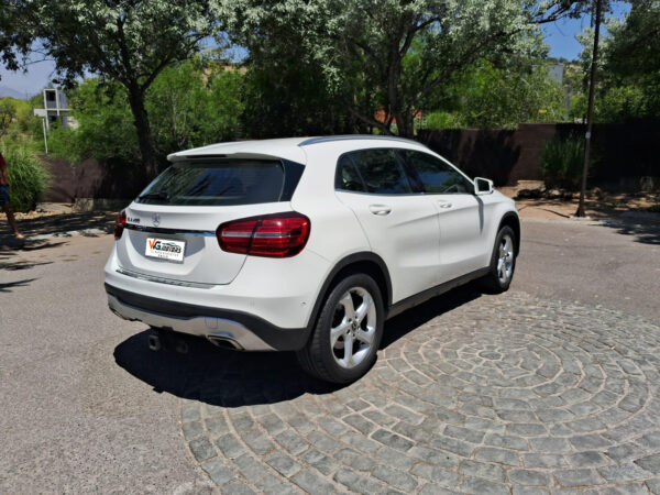 MERCEDES BENZ  GLA 200 HB 1.6 2020 - Imagen 4
