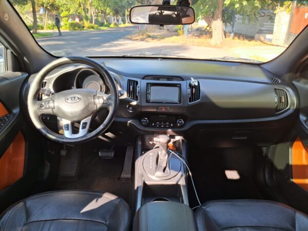 Kia Sportage R 2.0 2012 - Imagen 5