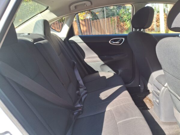 NISSAN Sentra Sense CVT 2015 - Imagen 14