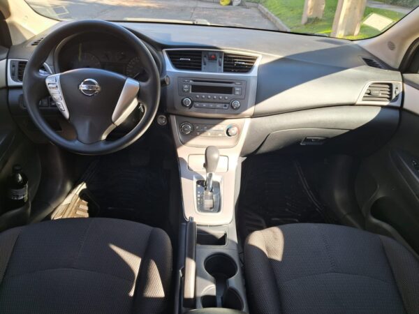 NISSAN Sentra Sense CVT 2015 - Imagen 12